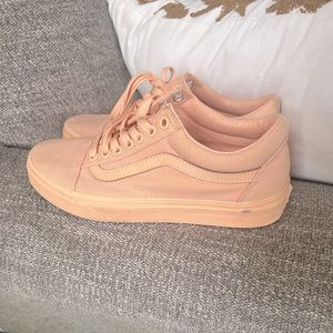 Vans Old Skool Women’s sneakers size 8.